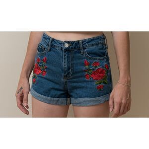 Vintage GUESS Embroidered Y2K High-Rise Jean Shorts - Sz 24